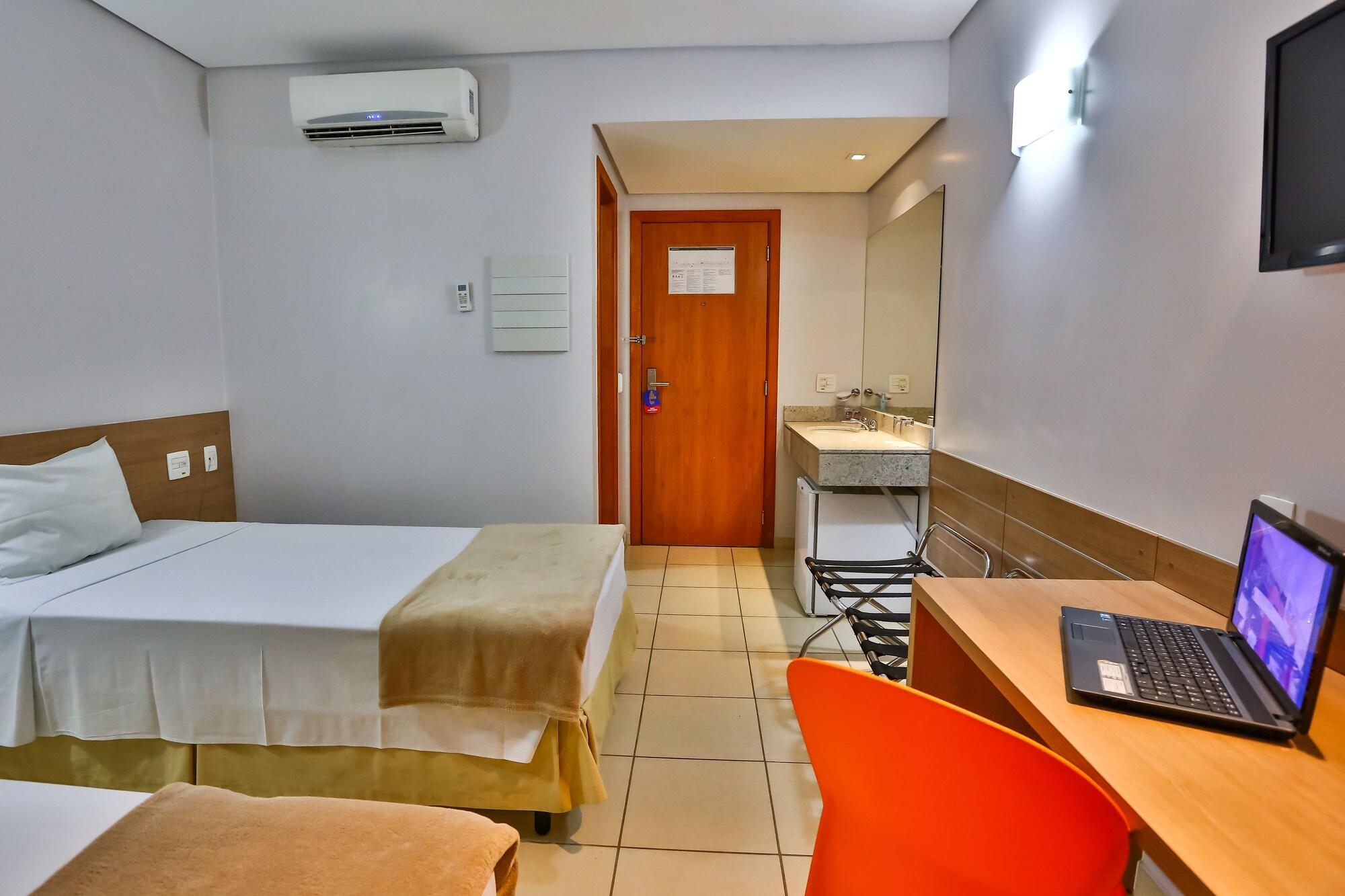 Hotel Go Inn Estacao Goiânia Dış mekan fotoğraf